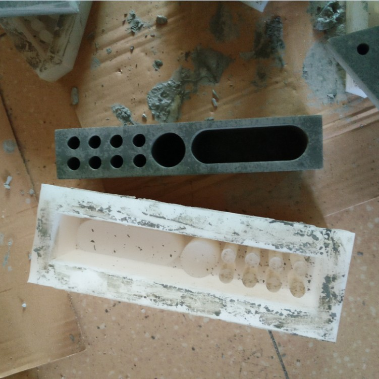 如何延長工業(yè)級模具硅膠使用壽命 ？