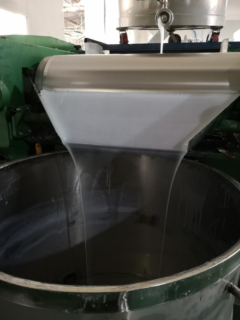 影響模具硅膠粘性因素有哪些？